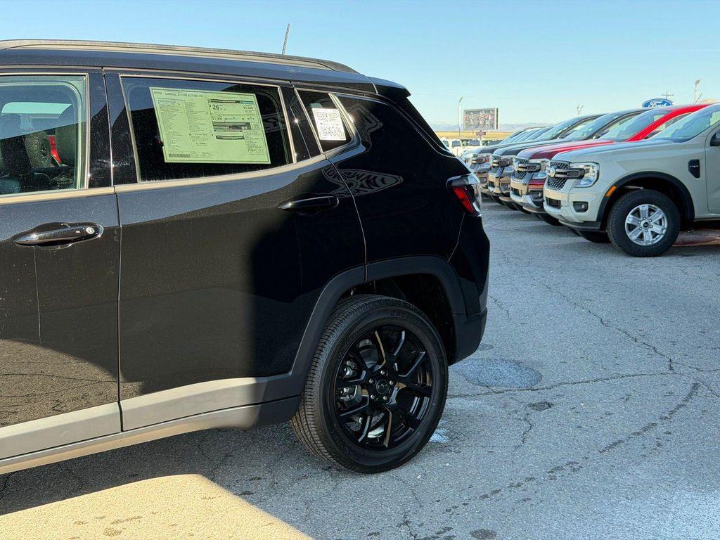 new 2026 Jeep Compass car, priced at $33,010