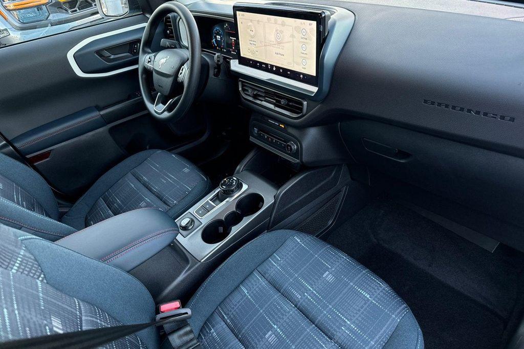 new 2025 Ford Bronco Sport car, priced at $33,985