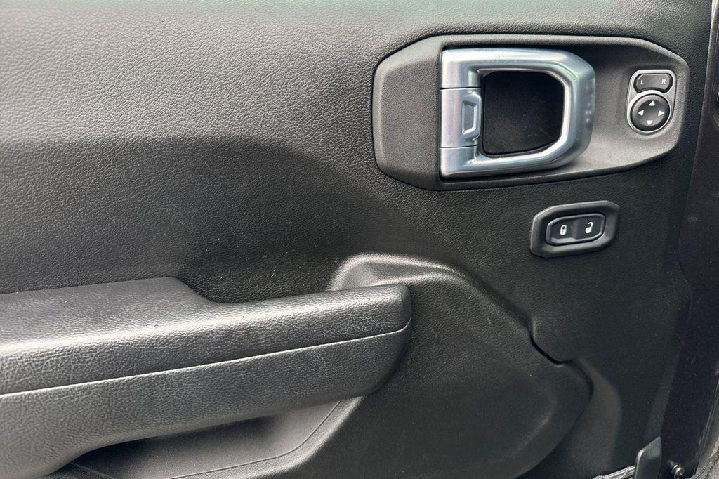 used 2021 Jeep Wrangler Unlimited car, priced at $28,545