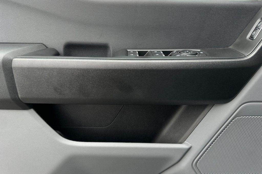 new 2025 Ford F-350 car, priced at $62,995