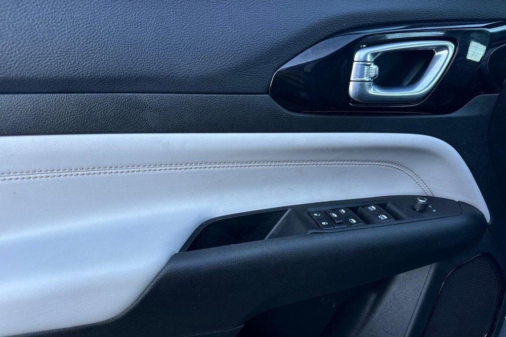 used 2022 Jeep Compass car, priced at $24,995