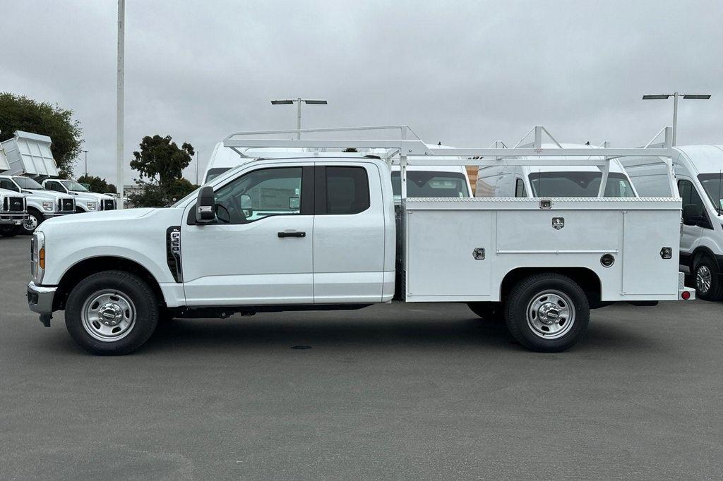 new 2025 Ford F-350 car, priced at $63,595