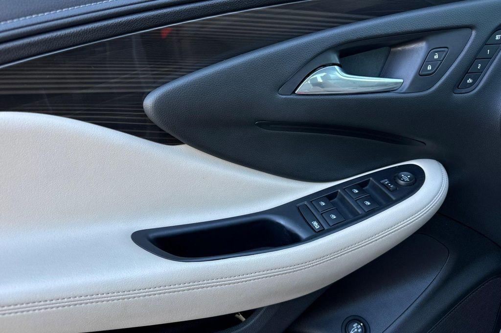 used 2019 Buick Envision car, priced at $19,995