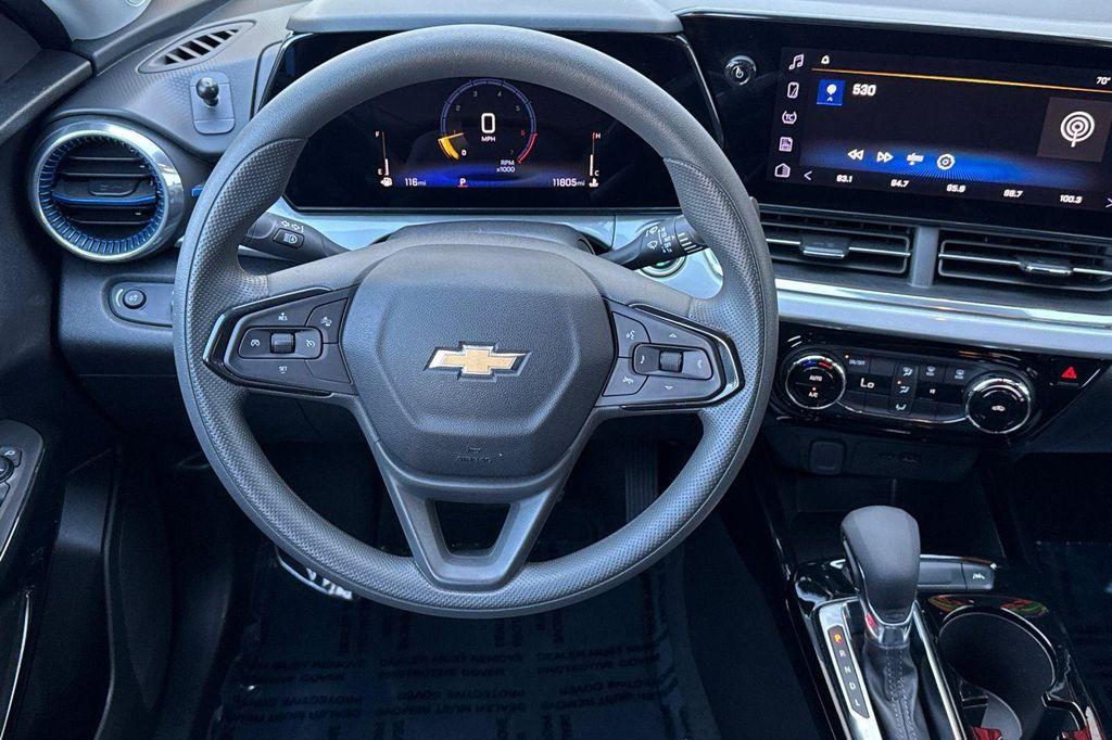 used 2025 Chevrolet Trax car, priced at $25,995