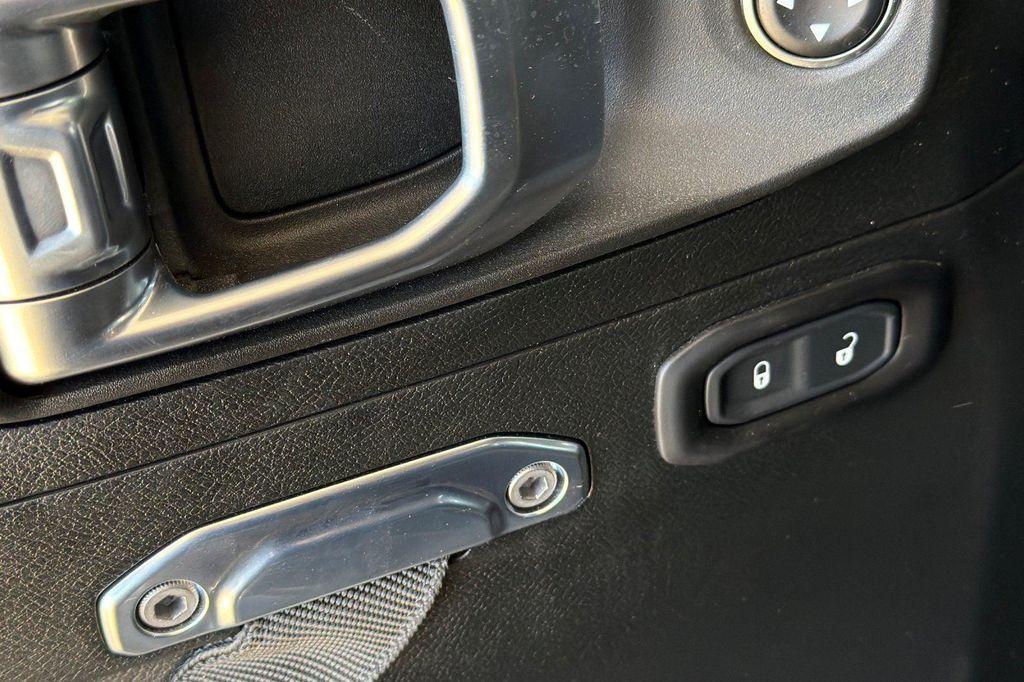 used 2021 Jeep Wrangler Unlimited car, priced at $35,995