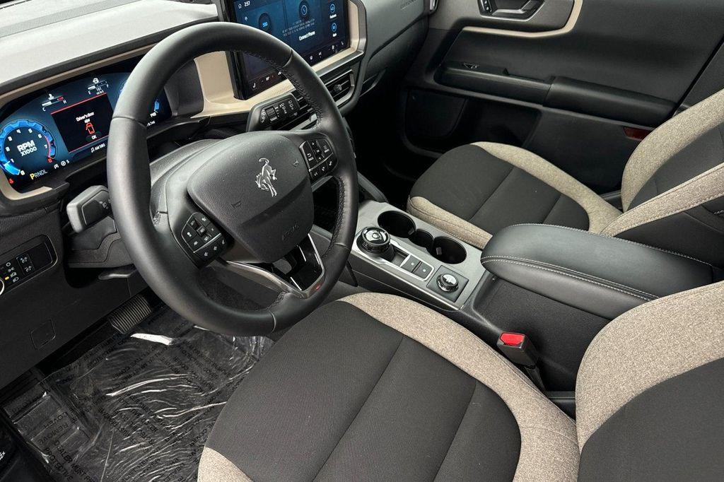 new 2025 Ford Bronco Sport car, priced at $33,054