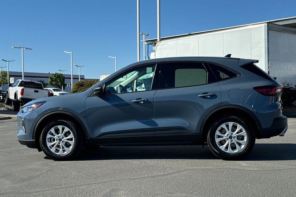 new 2025 Ford Escape car, priced at $25,394