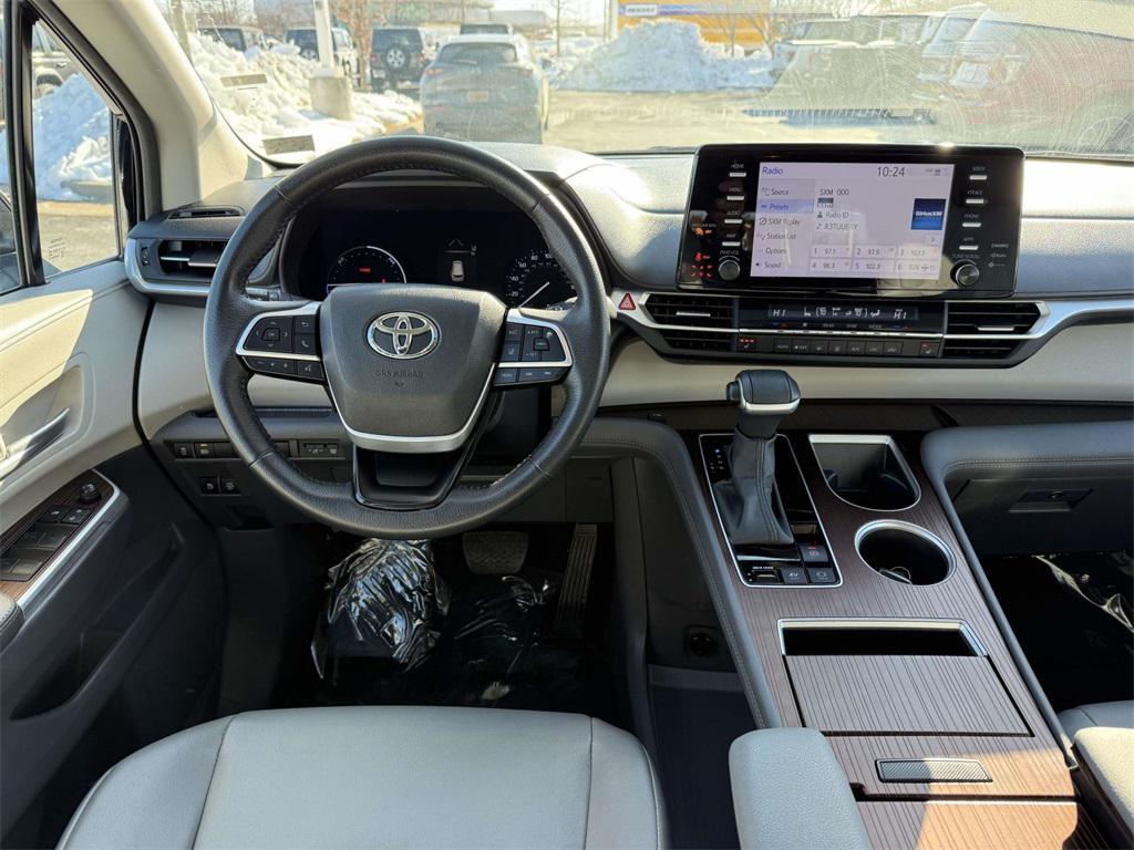 used 2024 Toyota Sienna car, priced at $36,930
