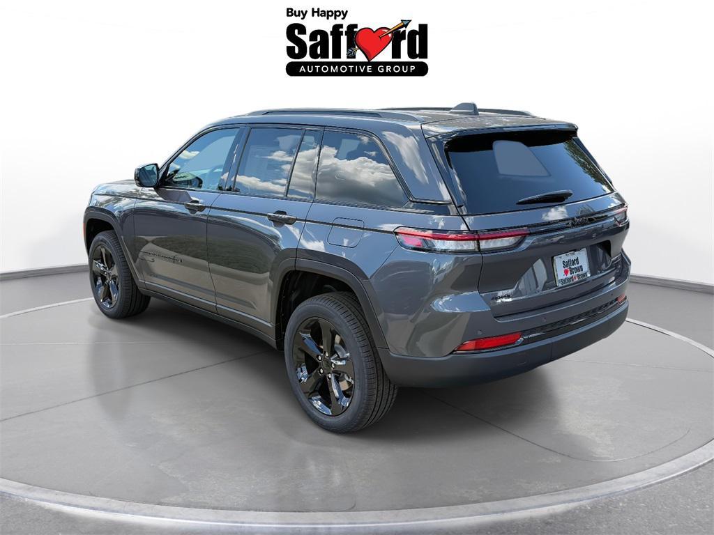 new 2025 Jeep Grand Cherokee car, priced at $43,455