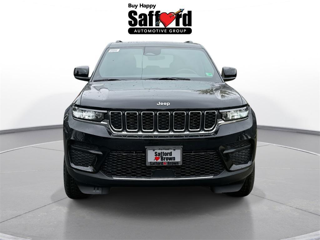 new 2025 Jeep Grand Cherokee car, priced at $37,049