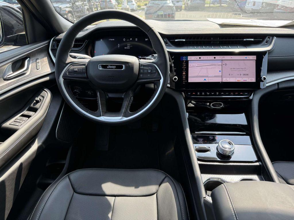 new 2027 Jeep Grand Cherokee car, priced at $55,043