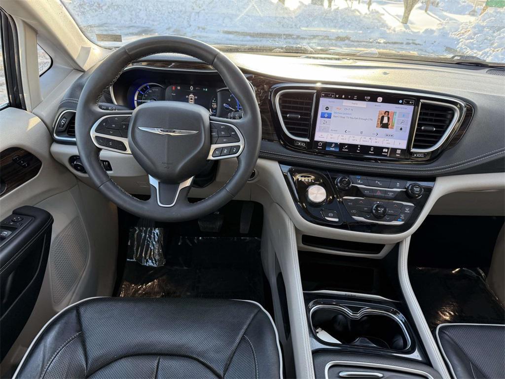 used 2023 Chrysler Pacifica Hybrid car, priced at $26,750