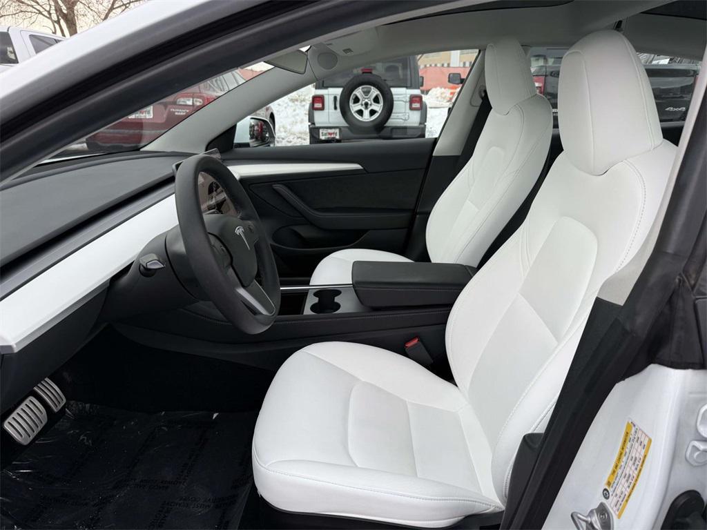 used 2023 Tesla Model 3 car, priced at $31,999
