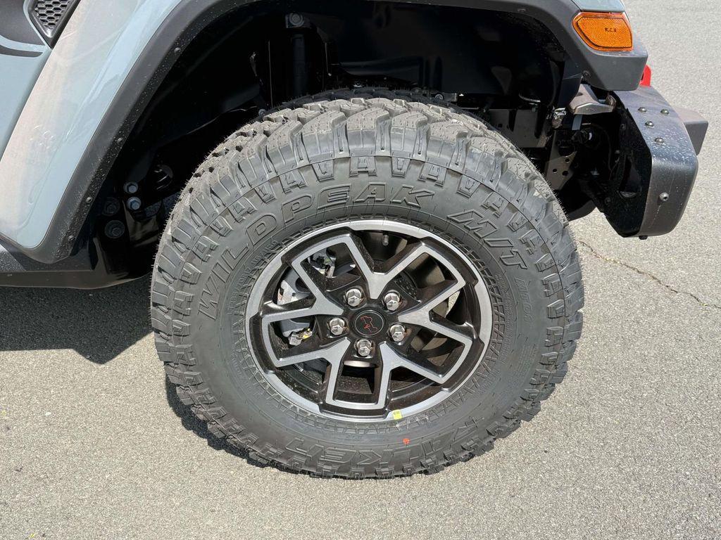 new 2026 Jeep Gladiator car, priced at $63,845