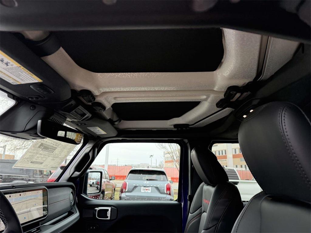 new 2026 Jeep Gladiator car, priced at $58,154