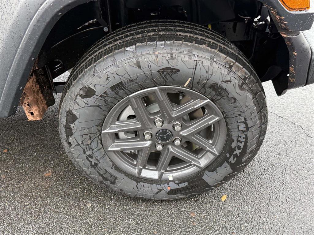 new 2025 Jeep Wrangler car, priced at $38,632