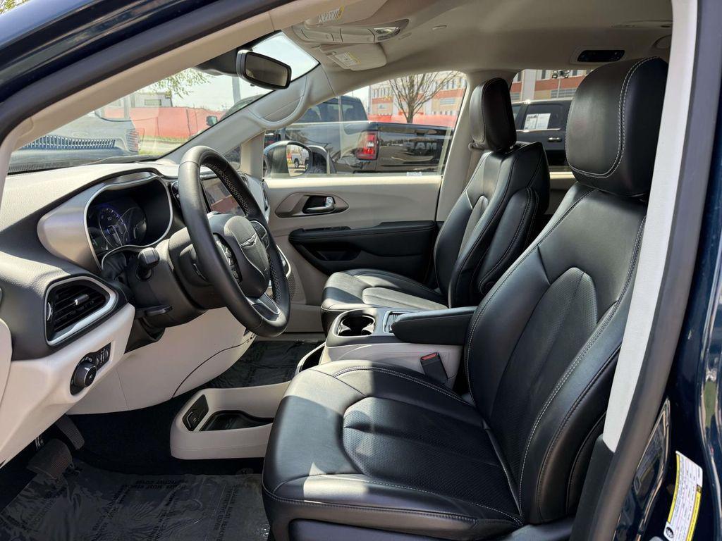 used 2023 Chrysler Pacifica car, priced at $23,998