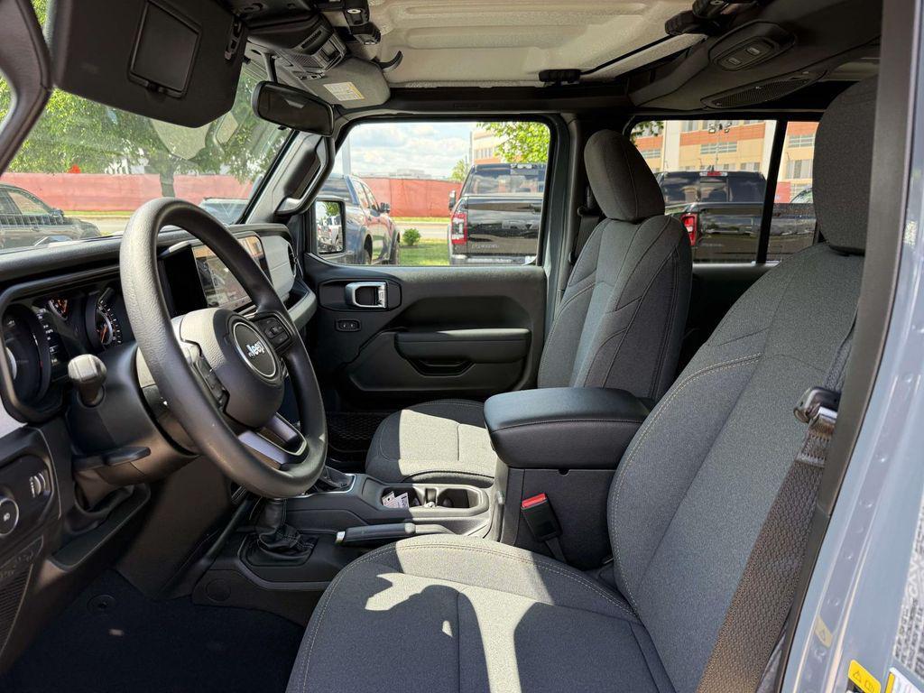 new 2026 Jeep Wrangler car, priced at $42,469