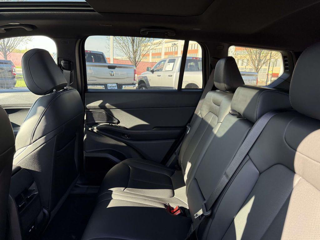 new 2026 Jeep Cherokee car, priced at $42,393