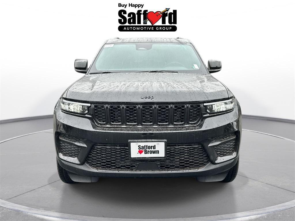new 2025 Jeep Grand Cherokee car, priced at $40,193