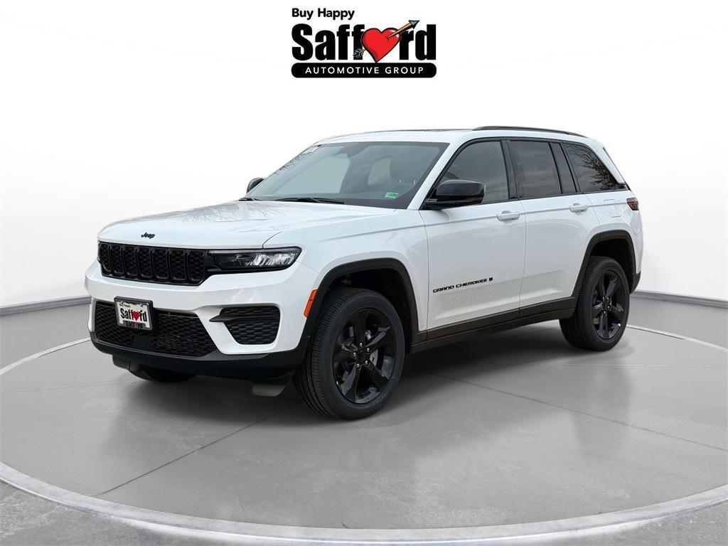 new 2025 Jeep Grand Cherokee car, priced at $39,399
