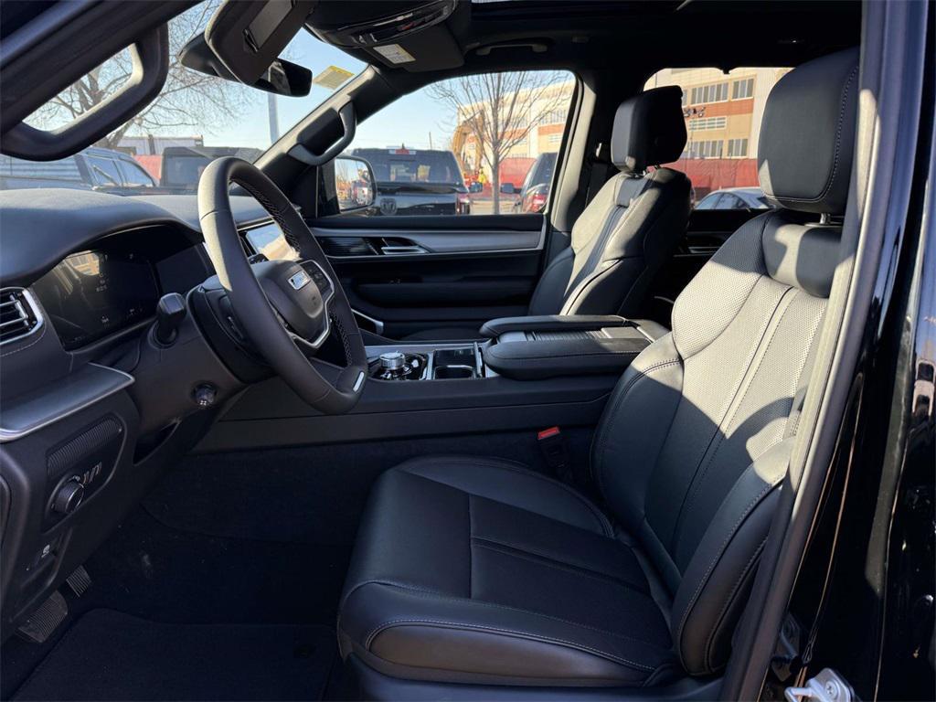 new 2026 Jeep Grand Wagoneer L car, priced at $77,627