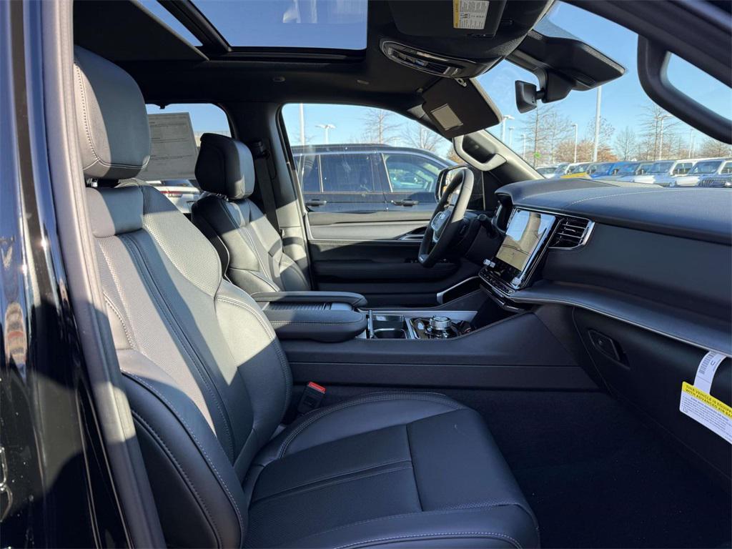 new 2026 Jeep Grand Wagoneer L car, priced at $77,627