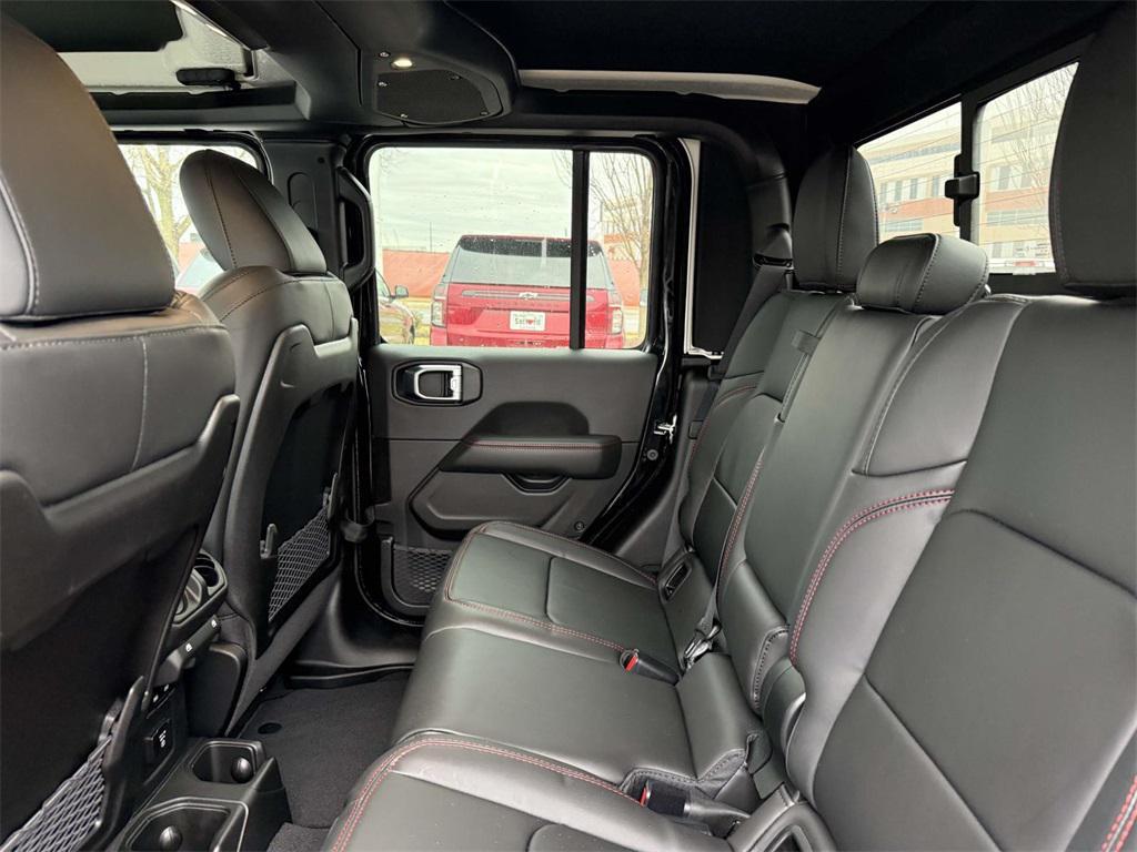 new 2026 Jeep Gladiator car, priced at $57,884