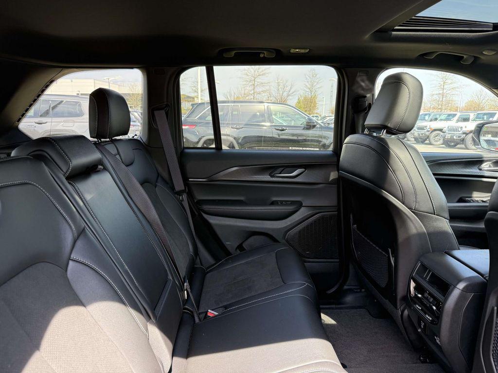 used 2025 Jeep Grand Cherokee car, priced at $36,998