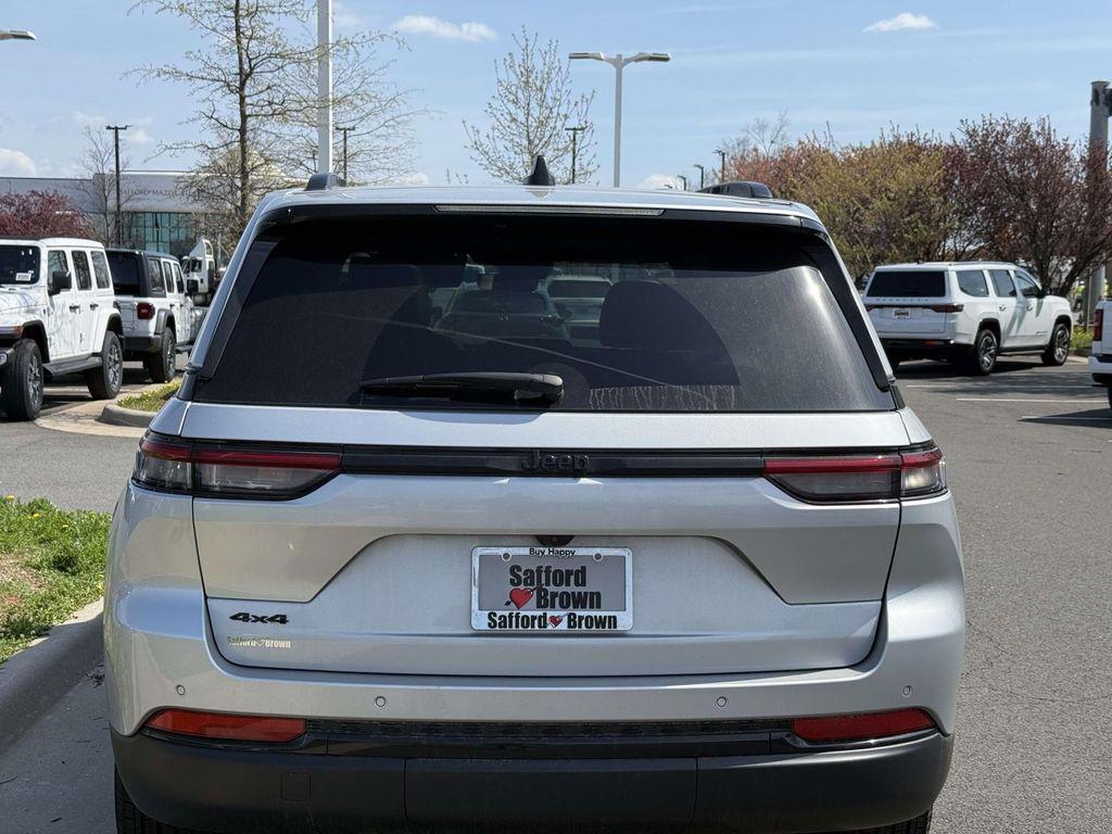 used 2025 Jeep Grand Cherokee car, priced at $36,998