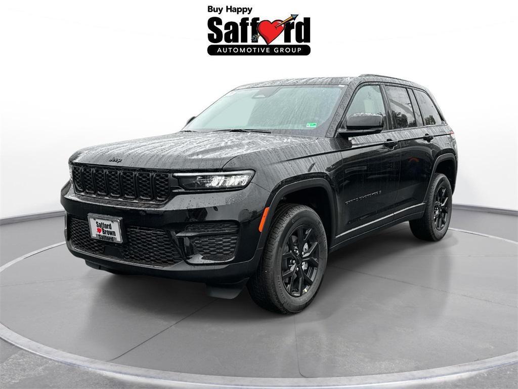 new 2025 Jeep Grand Cherokee car, priced at $38,330