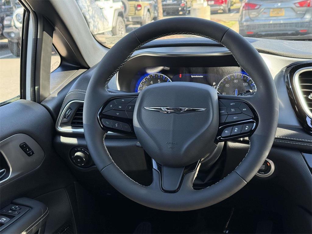 new 2026 Chrysler Pacifica car, priced at $47,998