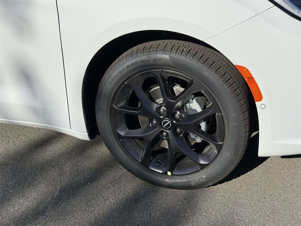 new 2026 Chrysler Pacifica car, priced at $47,998