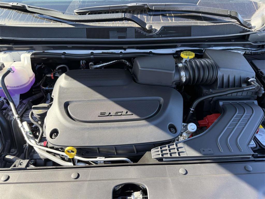 new 2026 Chrysler Pacifica car, priced at $47,998