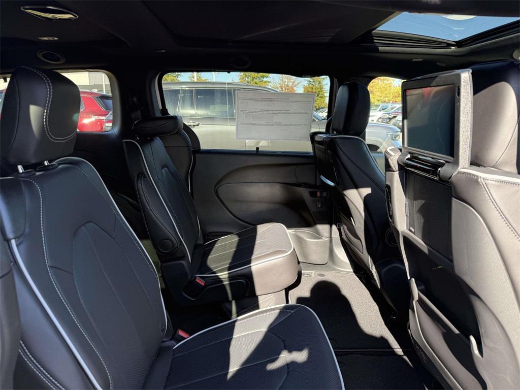 new 2026 Chrysler Pacifica car, priced at $47,998