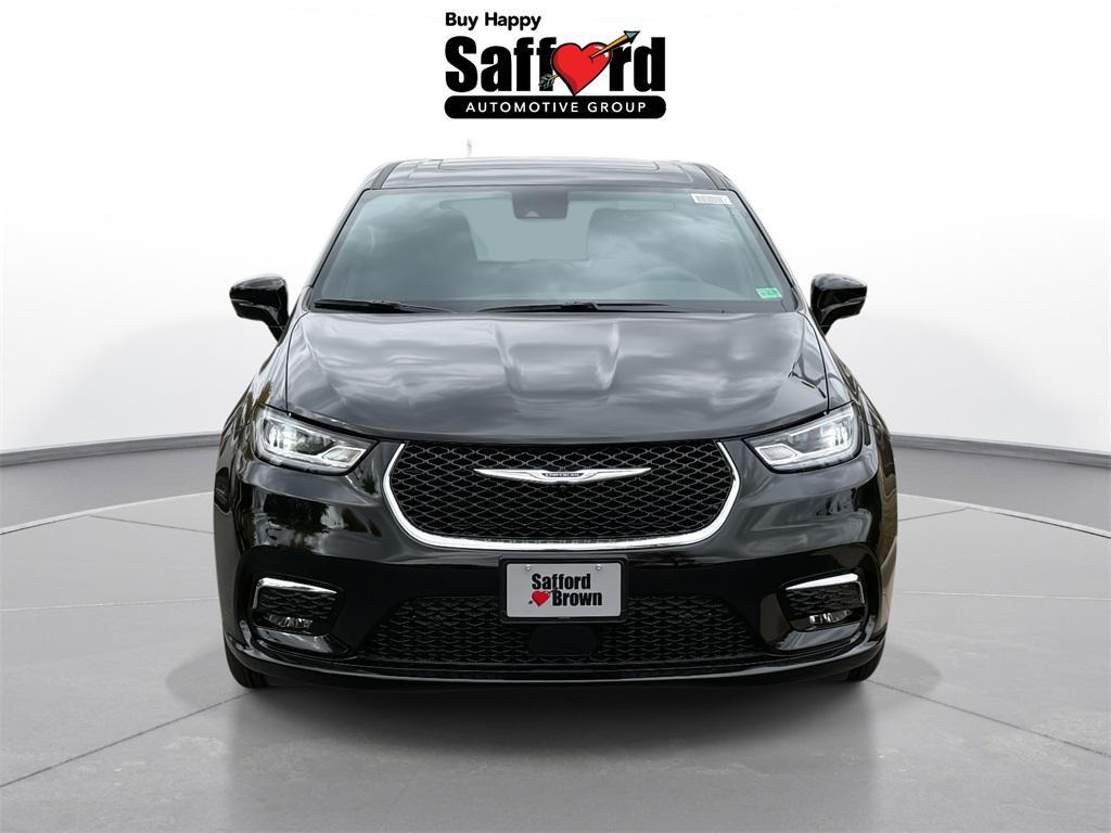 new 2026 Chrysler Pacifica car, priced at $40,746