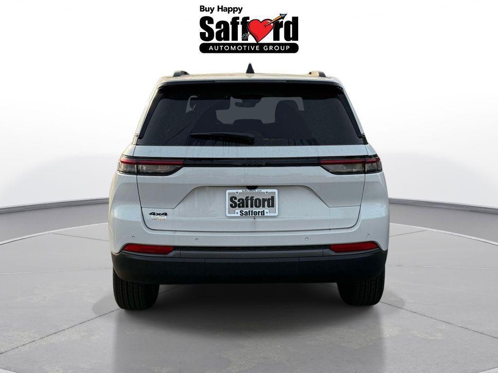 new 2026 Jeep Grand Cherokee car, priced at $40,771