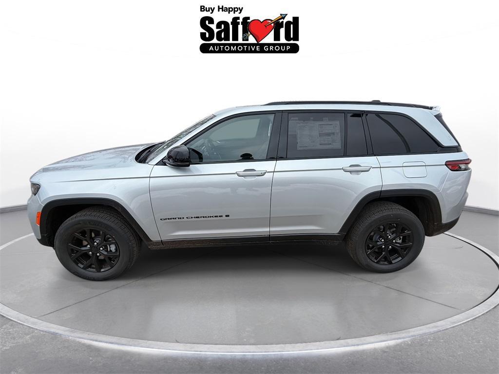 new 2025 Jeep Grand Cherokee car, priced at $36,955