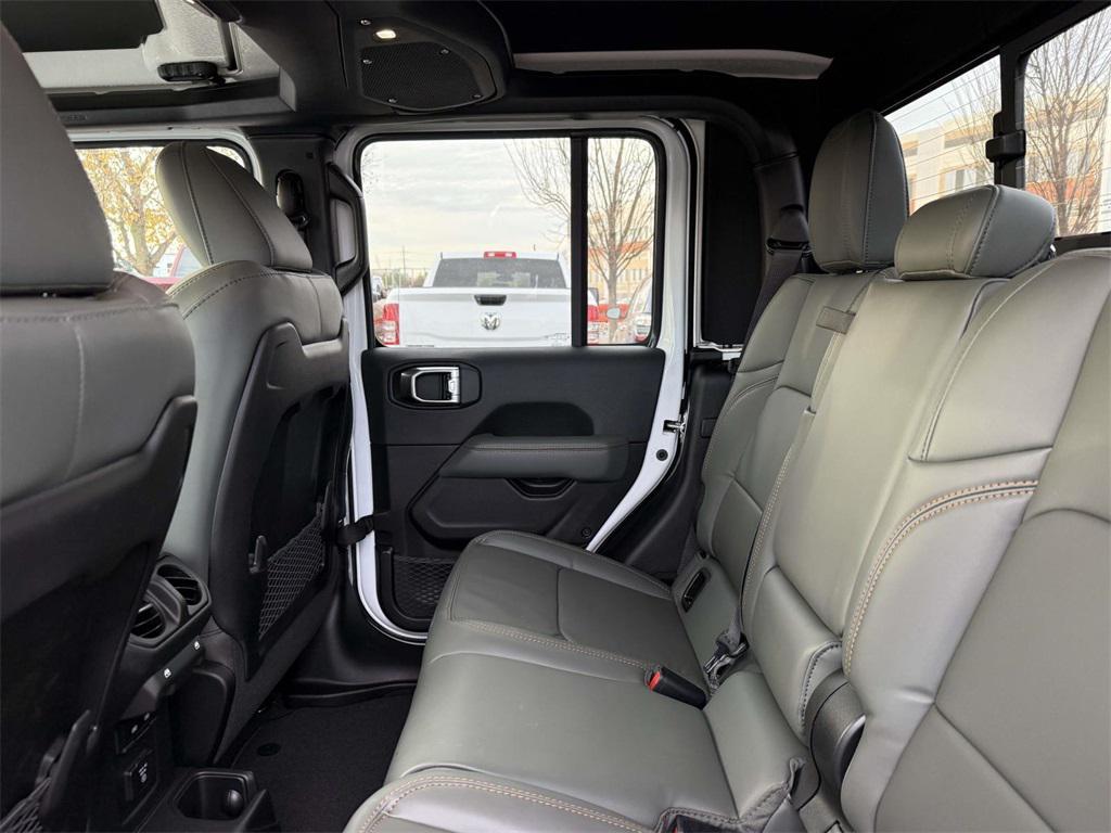 new 2026 Jeep Gladiator car, priced at $56,206