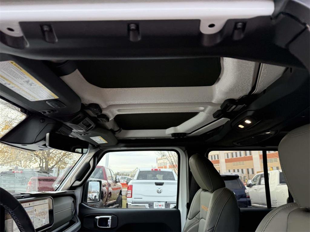 new 2026 Jeep Gladiator car, priced at $56,206