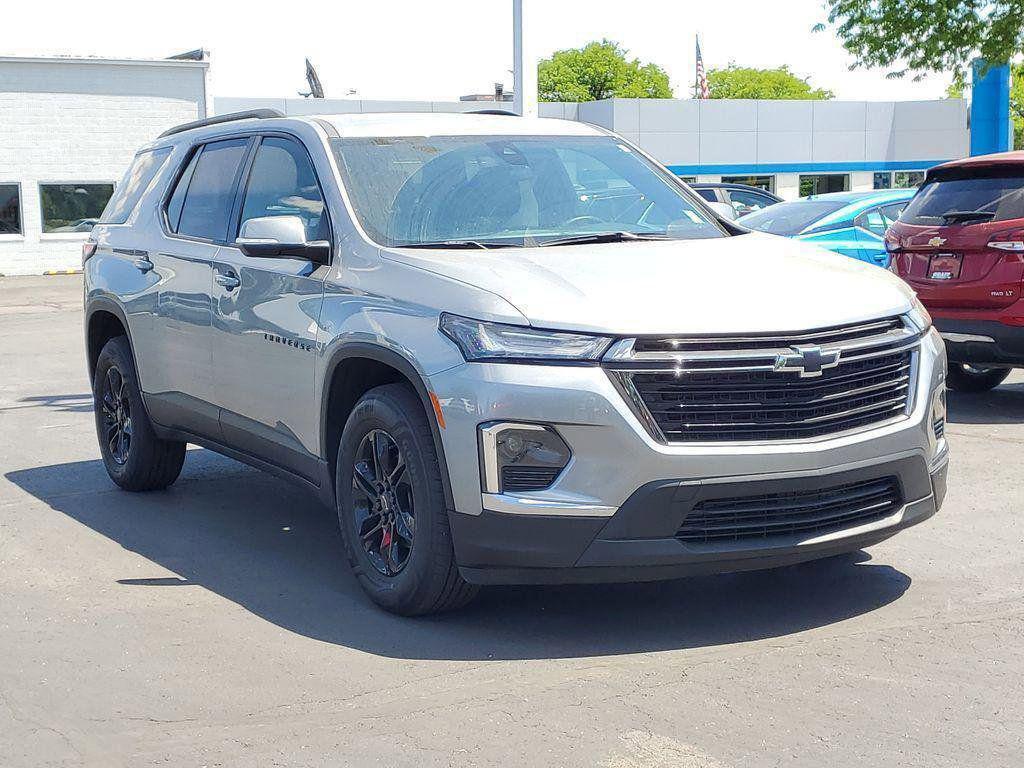 used 2023 Chevrolet Traverse car, priced at $28,599