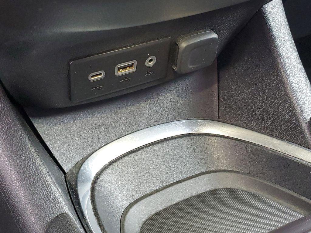 used 2021 Chevrolet Malibu car, priced at $11,999