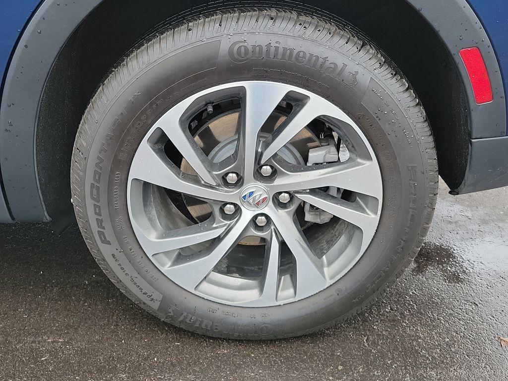 used 2023 Buick Envision car, priced at $27,999