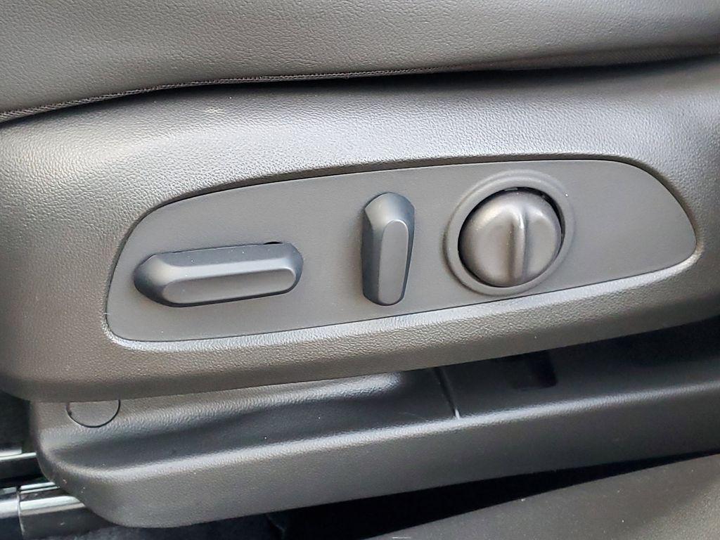 used 2023 Chevrolet TrailBlazer car, priced at $20,999