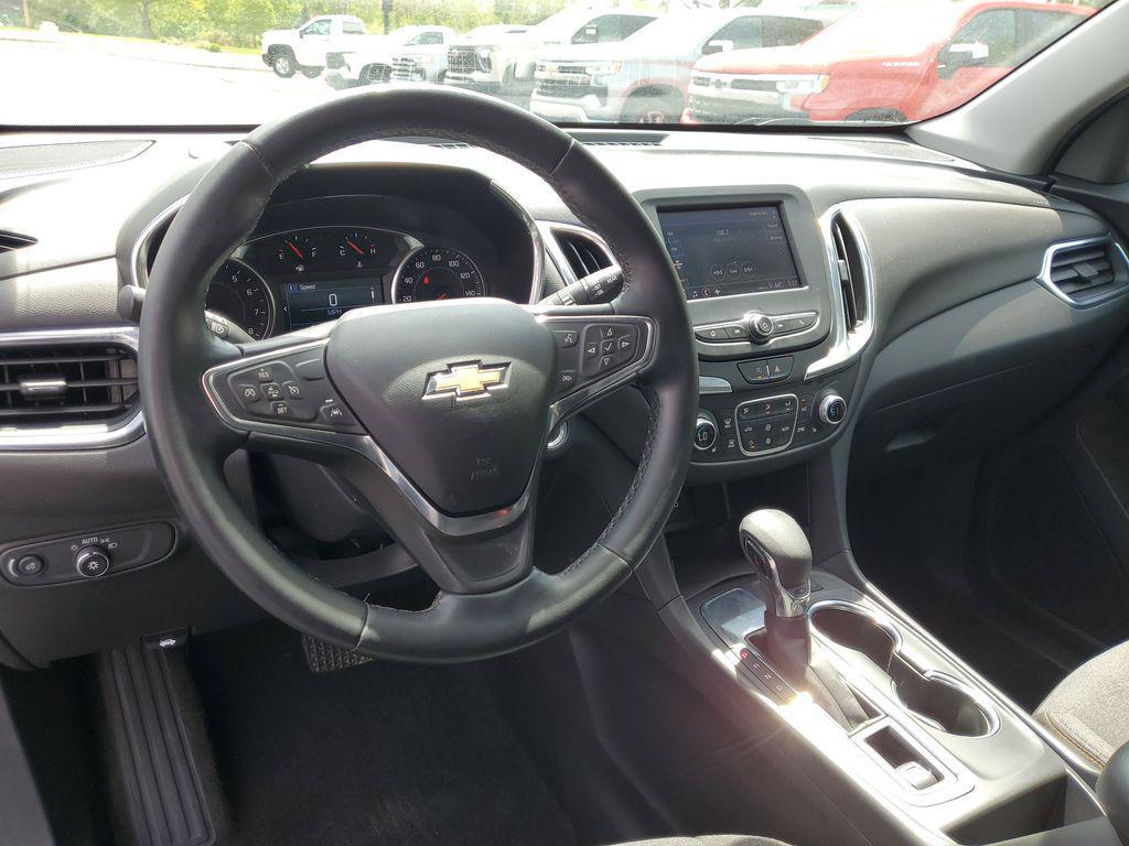 used 2023 Chevrolet Equinox car, priced at $17,199