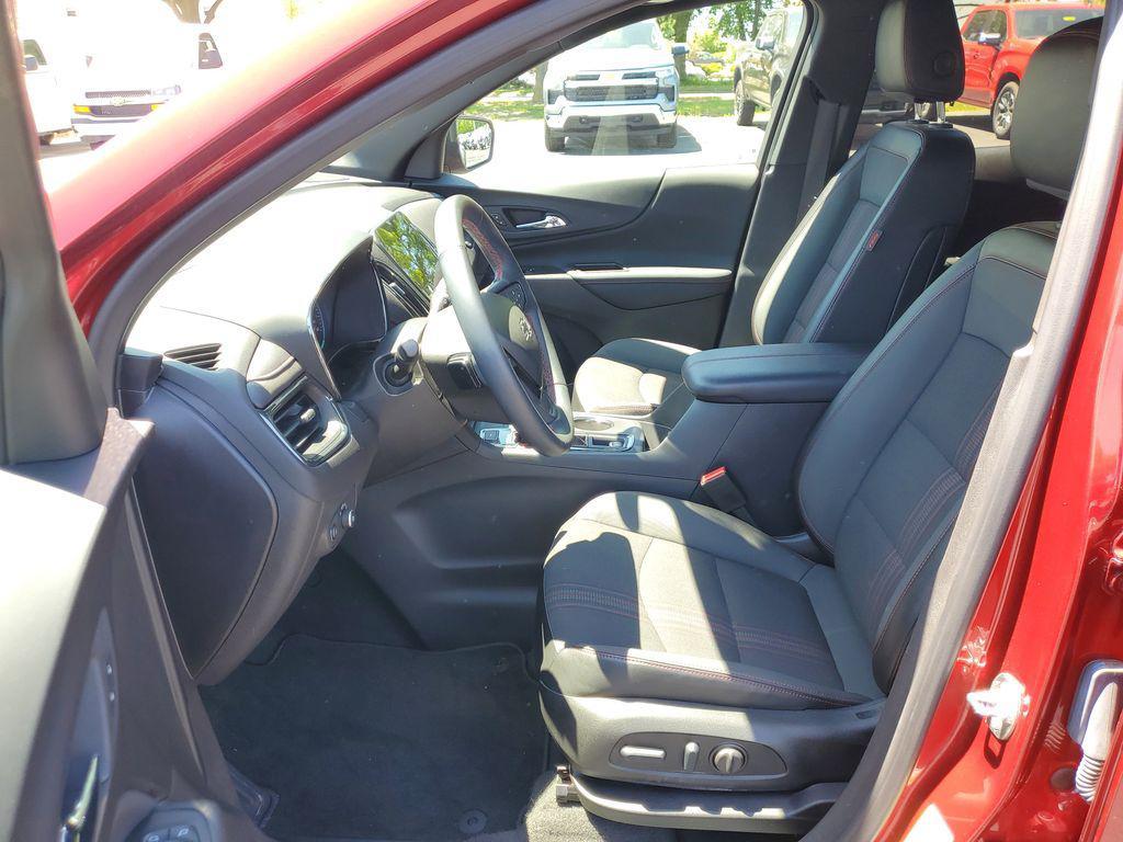 used 2024 Chevrolet Equinox car, priced at $25,999