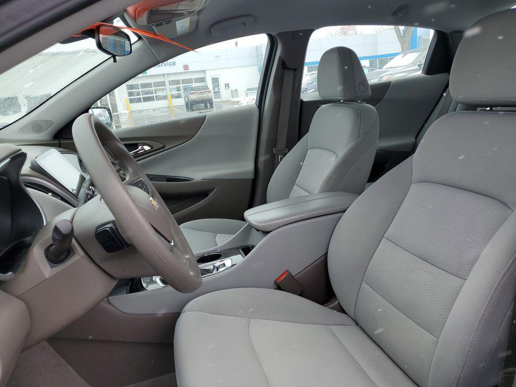 used 2025 Chevrolet Malibu car, priced at $18,999