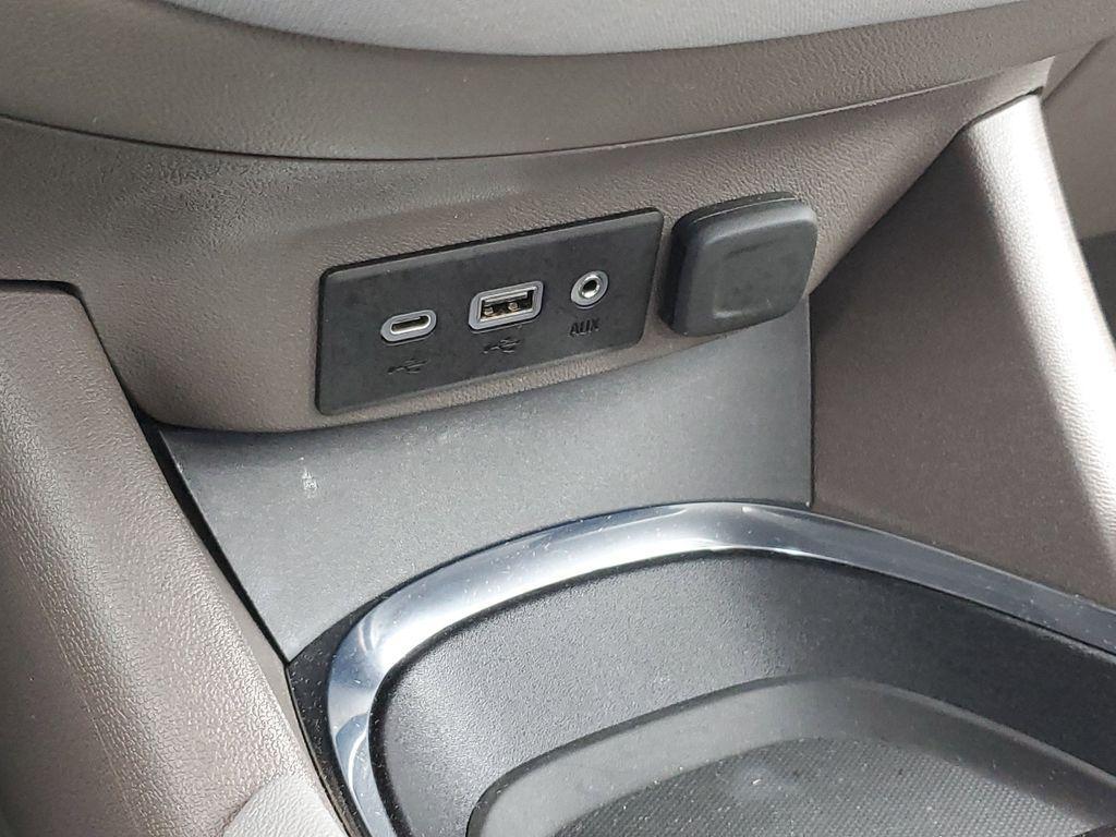 used 2025 Chevrolet Malibu car, priced at $18,999