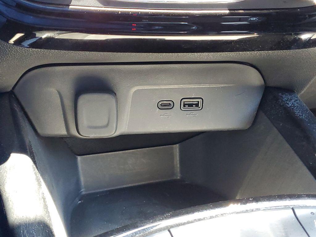 used 2025 Chevrolet Trax car, priced at $21,999