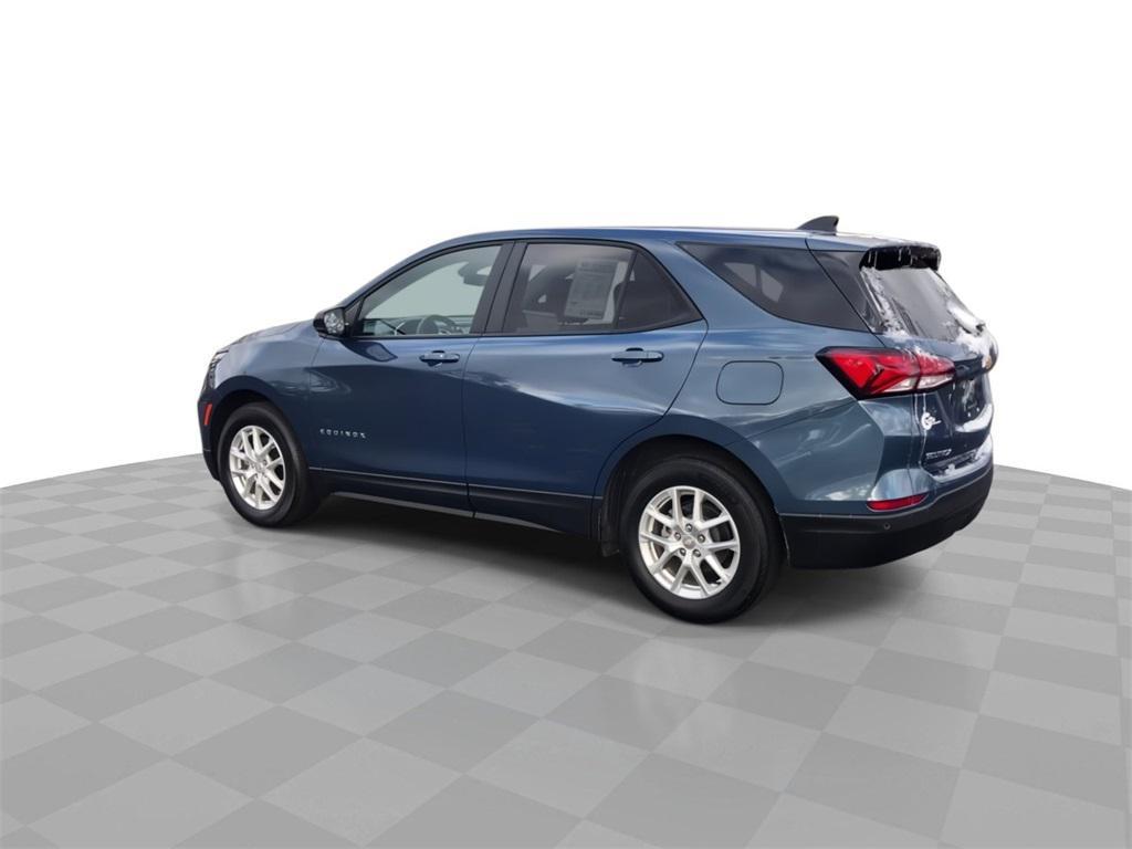 used 2024 Chevrolet Equinox car, priced at $18,999